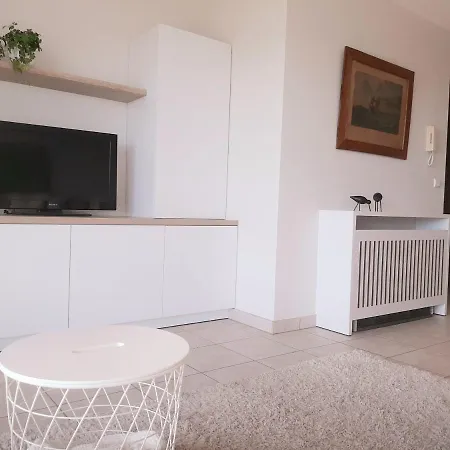 Léonie Met Parking Nieuwpoort