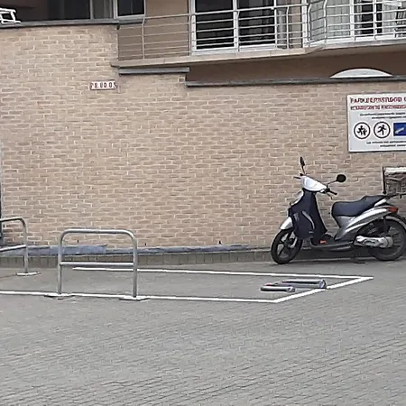 Leonie Met Parking * Nieuwpoort